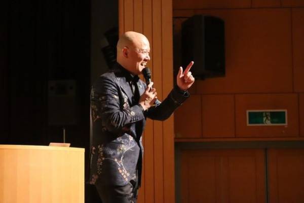 金は“貯める”ではなく“上手に使う”！鴨頭 嘉人の著書「夢と金が9割」が発売1ヶ月前に重版決定！累計23,000部を突破