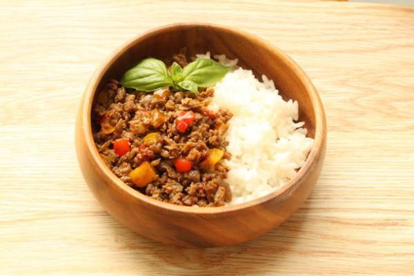 植物肉エンドウミートを手掛けるリンクフード　加工品第2弾レトルト食品「ベジガパオ」を8月8日より販売開始