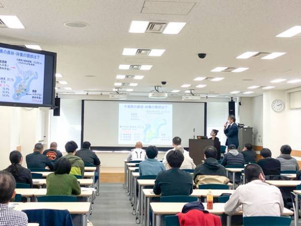 全国森林組合連合会は厚生労働省の委託事業として令和5年9月17日(日)、東京国際フォーラムにて無料・林業就業相談会(1日コース)を開催します。