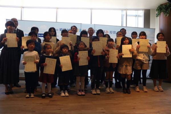 兵庫県・姫路城の世界遺産登録30周年記念イヤー！『姫路城ぬりえアートコンテスト』の参加者を9月30日まで募集