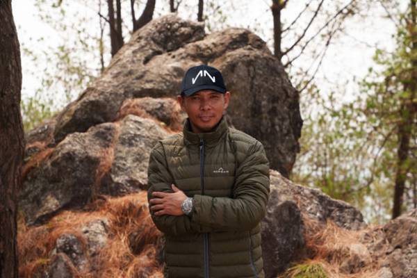 ベストセラー「アドベンチャー ネベレスト」に新バージョンが登場。ゴールドグレーシャー文字盤は、頂点に向かって休むことなく挑むネベレストスピリットをさらに高めます。