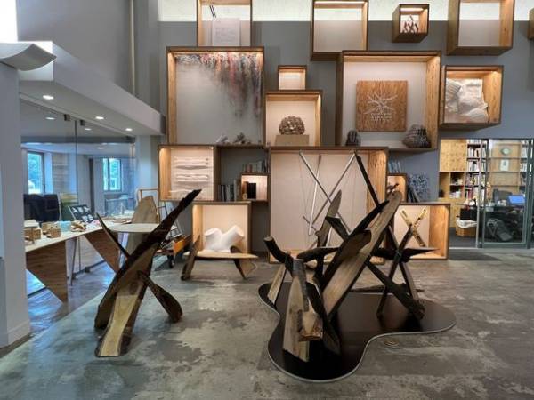 形状や樹種に個性がある自然木をデジタルファブリケーションでアップサイクル　SEKISUI HOUSE-KUMA LAB の新たな取り組み