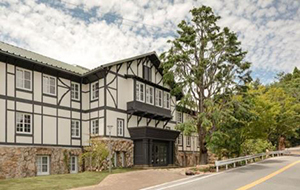 近代化産業遺産と風の教会を巡るハイキング『六甲山名建築探訪ツアー』9月7日(木)、21日(木)、10月12日(木)、26日(木)に開催！