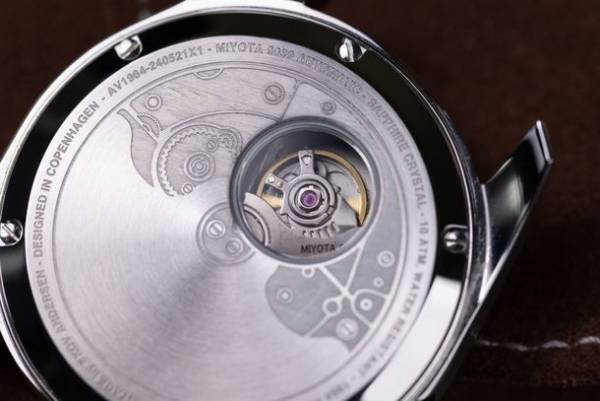 洗練された北欧腕時計ブランド「About Vintage」から人気モデル1964 Horizonに待望の機会式モデルが登場。9月4日(月)3色展開で各100本限定発売