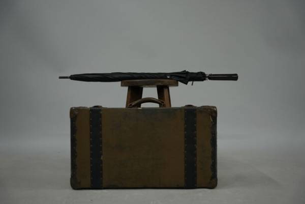 【新製品】超軽量280g・大きめサイズ120cm・超頑丈、高機能な長傘「Carbrella light(カーブレラ ライト)」を販売