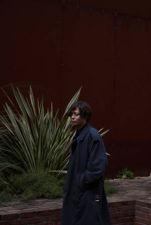 中田裕二を迎え、東京/神戸を巡るプラネタリウムライブツアーを開催『LIVE in the DARK tour w/中田裕二』