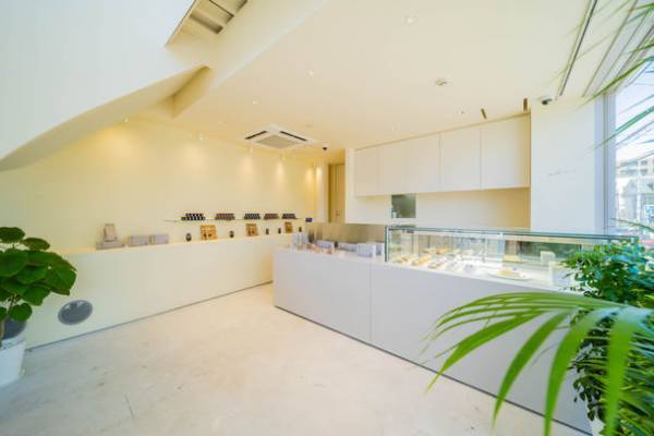 関西初！バニラが主役のスイーツ＆デザートカフェを兵庫県西宮市の夙川に8月20日(日)グランドオープン！