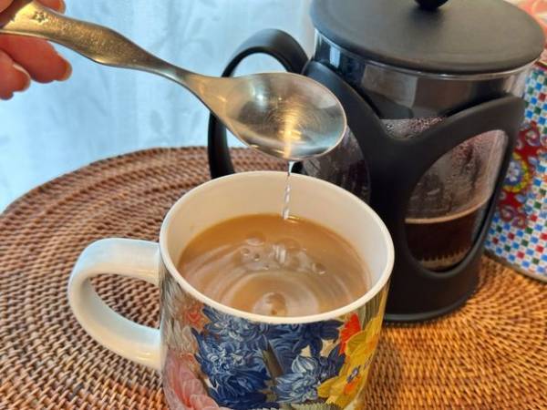 【取材コラム公開】油で人生2度も救われた！？オイルマニアが夏～秋におすすめするヘビロテオイル夏太りにも！脂肪燃焼を促す「MCTオイル」の取り入れ方を伝授