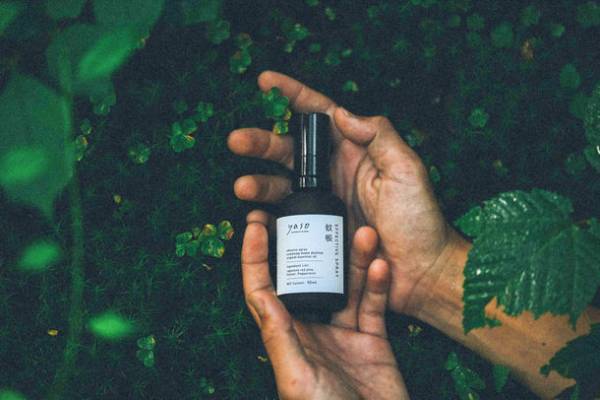 八ヶ岳の麓より、森の心地よさ香るエフェクティブスプレー(虫除けスプレー)『蚊帳』が8/10発売