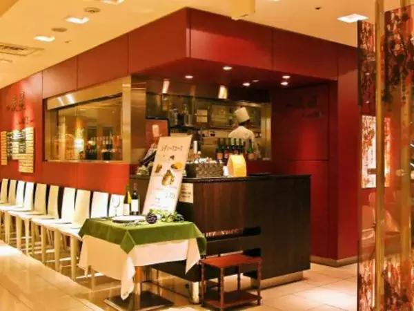 絵本に登場するローズチキンのメニューフェア第4弾　9/1より限定コラボメニューが洋食麦星 byグリル満天星で提供開始