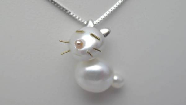 大切なワンちゃん・ネコちゃんを真珠のアクセサリーで身に着ける　「Makuake」で9月30日(土)まで販売