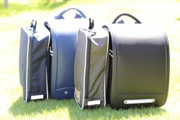 小学生の登下校が楽になるランドセル専用のバッグに新色2色を追加し、9月6日(水)よりAmazonで販売開始