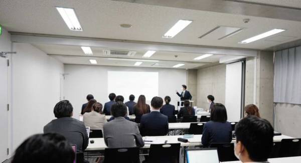 リユース事業を行う「REGATE」がプロフェッショナル育成のため企業内大学を開学！開学1カ月半で70回以上の講義を実施150名以上の査定士が受講