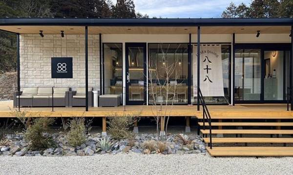 トレーラーハウスを活用した商業施設「Outdoor Village88」を岐阜県中津川市にオープン！～「野外映画上映会YASOHACHI MOVIE NIGHT」を8/25に開催～