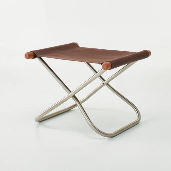 日本の名作椅子「ニーチェアエックス」より、“帰りたくなる、私の居どころ”を表現した「Limited Edition 2024」11月22日(水)発売