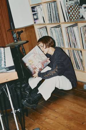 ブランクアパレルブランド＜United Athle(ユナイテッドアスレ)＞　アーティストのKoichi Yairi、ミュージシャンのAAAMYYYとのコラボアイテムを9月6日(水)から限定で発売