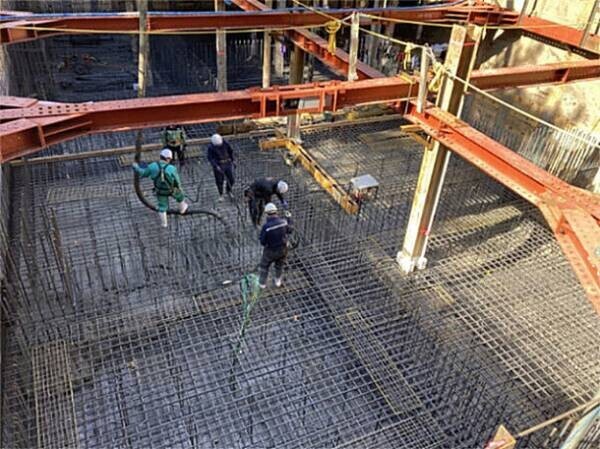 建設中の安藤ハザマ東北支店ビルで低炭素コンクリートを適用し材料由来のCO2を176トン削減