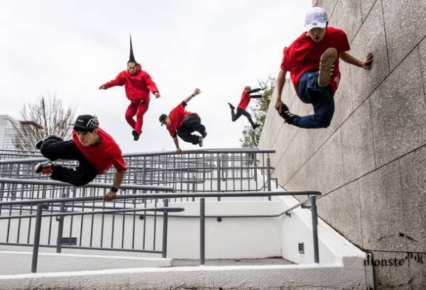 リバーウォーク北九州、蝶野正洋氏が登壇するAED啓発イベントを10月1日に開催！パルクール・ハロウィンイベントも実施！