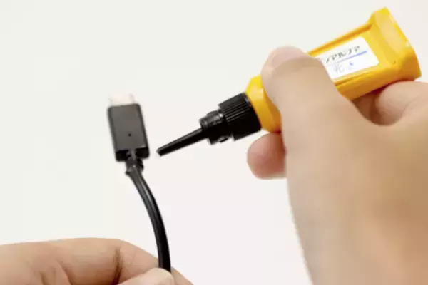 家庭用瞬間接着剤 アロンアルフア シリーズ新商品「アロンアルフア 光」発売のお知らせ