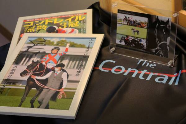 北海道新冠町生まれ・無敗の三冠馬「コントレイル」　コンセプトルームが9月21日より新登場