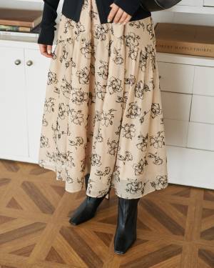 ～ハレの日も、ふつうの日も、どんな時でもヒカリ輝きたい、そんなあなたに。新しくなったシンクスを。～渋谷ヒカリエ ShinQs リニューアルを記念した「Always Shine」を開催！