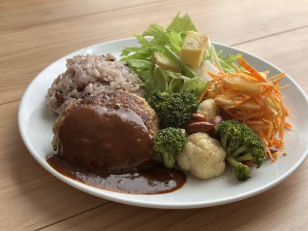 名古屋の歯科医師が監修する健康志向のカフェが2023年9月30日(土)にリニューアルオープン！