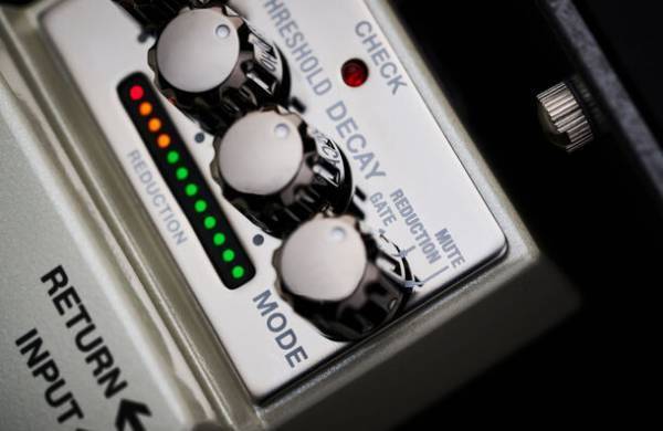 独自技術「MDP」を採用したコンパクト・タイプのノイズ・サプレッサーを発売