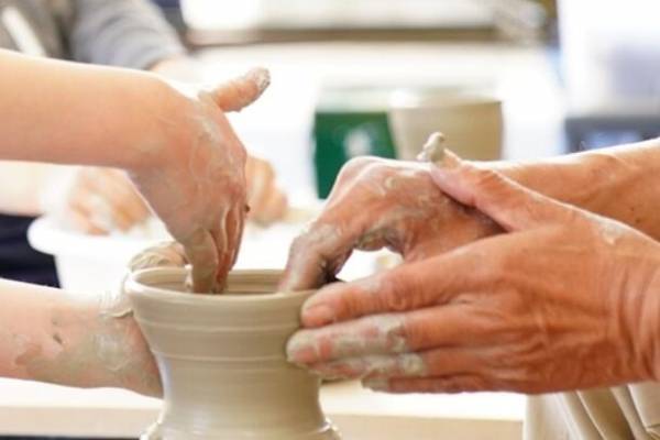 美濃焼の一大産地・岐阜県土岐市「織部ヒルズ」との企画連携催事『織部ヒルズ陶器市 Supported by 器と暮らし市』を10月28日(土)～29日(日)に開催！