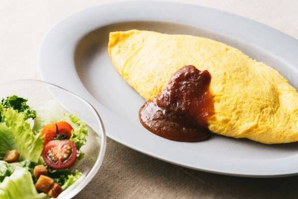 松本人志氏、初の食プロダクト「Macchan UMAMI rich sauce」が発売から4日間で完売！