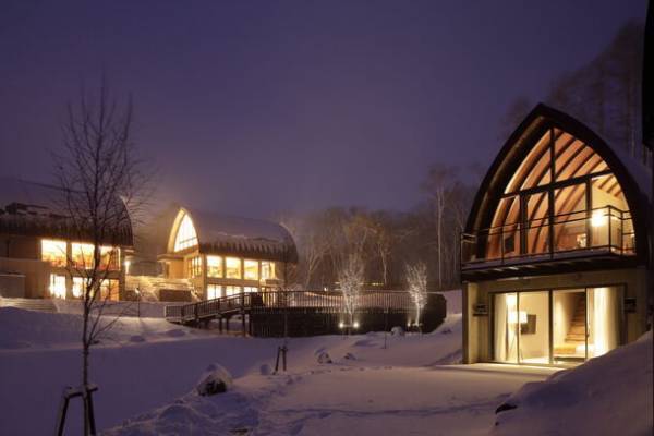 北海道・ニセコの大自然に佇む唯一無二の非日常の中でラグジュアリーヴィラステイを体感できるアンダル コレクション ニセコ　バトラー提案型パーソナルアシスタントサービス付宿泊プラン2種を2023年12月1日より提供開始