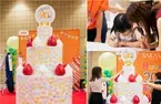 累計販売本数10億本突破の人気No.1※ジェルボールペン「サラサクリップ」発売20周年記念企画 続々展開！渋谷ではケーキ型巨大オブジェで20周年をお祝い！来場者がメッセージを記入