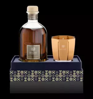 ホリデーシーズンを彩るルームフレグランス「Festive Collection 2023-christmas gifts-」10月10日発売