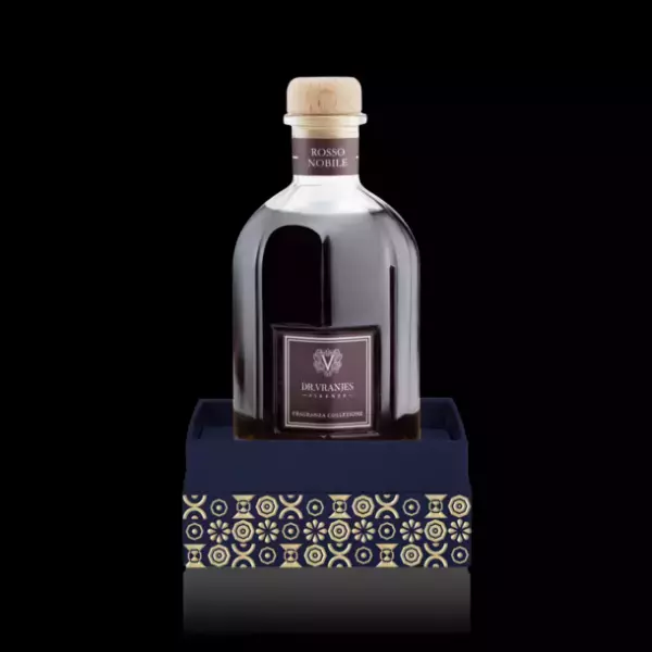 ホリデーシーズンを彩るルームフレグランス「Festive Collection 2023-christmas gifts-」10月10日発売