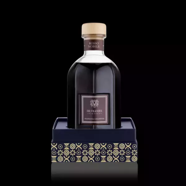 ホリデーシーズンを彩るルームフレグランス「Festive Collection 2023-christmas gifts-」10月10日発売