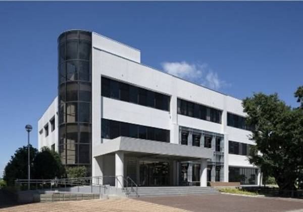 厚木キャンパス、8号館学生厚生施設を全面リニューアル！東京工芸大学創立100周年記念事業 - 食堂及び購買 -