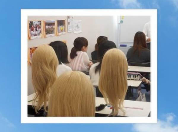 生涯教育を推進している学習塾「興学社学園グループ」が2024年4月に埼玉県越谷市に「興学社高等学院 新越谷校」を開校