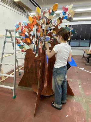 不要な紙袋約750枚や空き缶約100個をアップサイクルしたオブジェを展示するなど地元大学生とのコラボ企画でSDGｓについて発信！秋の「HAPIECO WEEK（ハピエコウィーク）」を開催