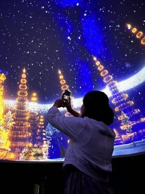 撮影OK！プラネタリウムで光につつまれるクリスマス「イルミネーションウェルカムドーム」11月１日(水)よりスタート！