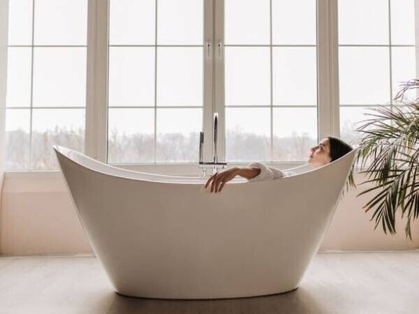 【シユ】よもぎ温活をご自宅のお風呂タイムで　自然由来指数100％(ISO16128準拠)で出来た「よもぎバスエッセンス」が誕生