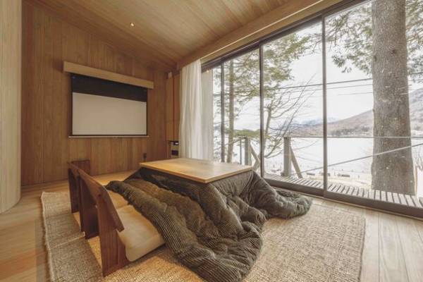 奥日光の紅葉を湖上から満喫できる「宿泊プラン」と「グランピング貸切プラン」を10月～11月の期間限定で提供開始！　『ZEN RESORT NIKKO』