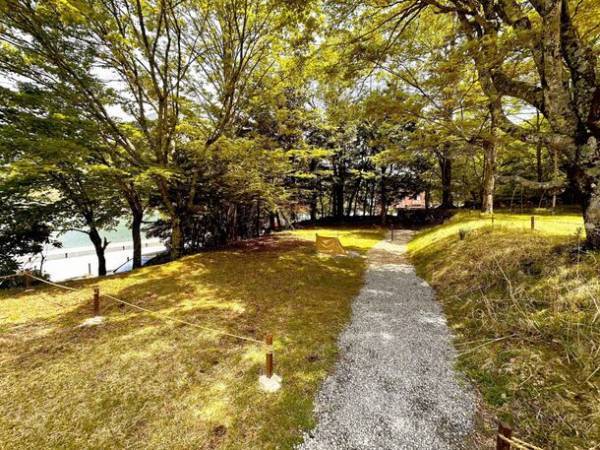 奥日光の紅葉を湖上から満喫できる「宿泊プラン」と「グランピング貸切プラン」を10月～11月の期間限定で提供開始！　『ZEN RESORT NIKKO』