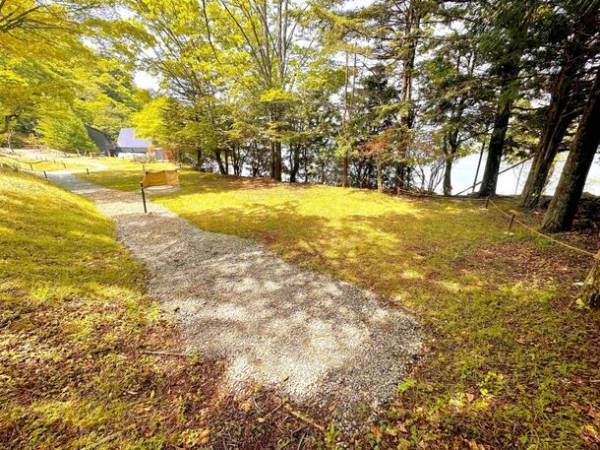 奥日光の紅葉を湖上から満喫できる「宿泊プラン」と「グランピング貸切プラン」を10月～11月の期間限定で提供開始！　『ZEN RESORT NIKKO』