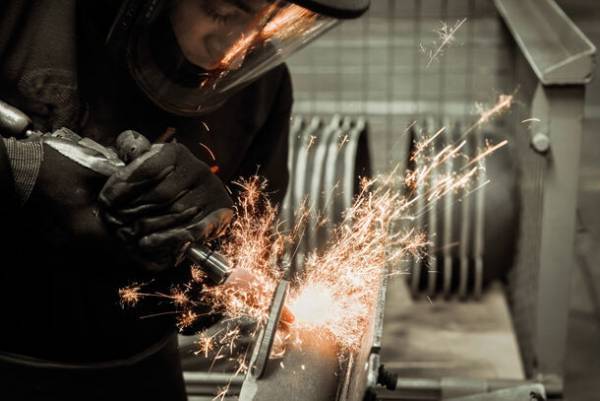 仏鋳物ほうろう鍋ストウブ「グランドココット ラウンド 20cm」が2023年度グッドデザイン賞を受賞