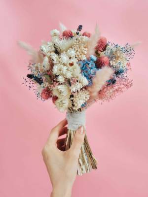 きゃりーぱみゅぱみゅとコラボレーション！日比谷花壇「HIBIYA KADAN WEDDING」と花のサブスク「ハナノヒ365days」でコラボ限定商品を10月から受注開始。〜特別な日と日常に、ファッショナブルな花のアイテムを〜