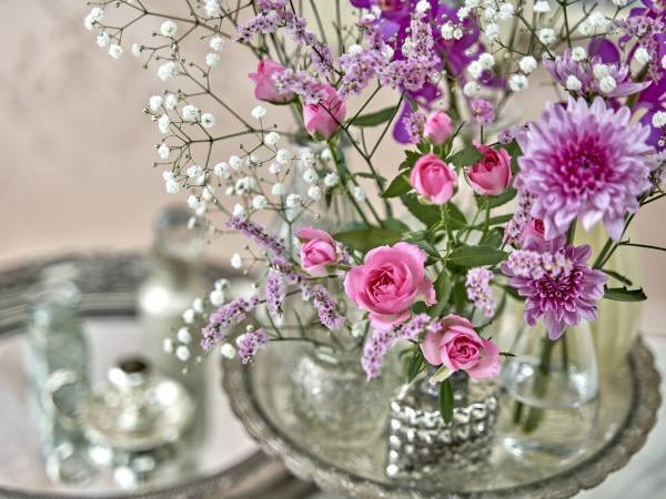 きゃりーぱみゅぱみゅとコラボレーション！日比谷花壇「HIBIYA KADAN WEDDING」と花のサブスク「ハナノヒ365days」でコラボ限定商品を10月から受注開始。〜特別な日と日常に、ファッショナブルな花のアイテムを〜