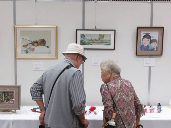 神奈川県住宅供給公社の介護付有料老人ホーム「ヴィンテージ・ヴィラ」が“生きがい”の取り組みとして『第5回 ヴィンテージ・ヴィラ“アート”の発表会』を10月18日(水)～22日(日)に開催！