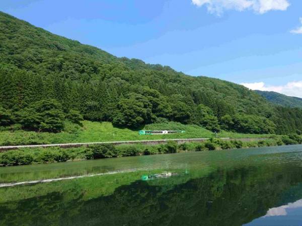 秋の行楽シーズンに向けて福島県・奥会津の「霧幻峡カヤックツアー」販促強化を実施！～雄大な只見川で紅葉を楽しみながら心身をリフレッシュ！！～