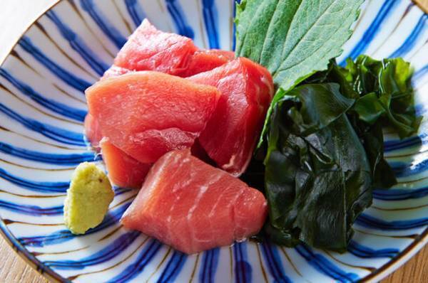 マグロと天ぷらが自慢の「上々商店 練馬店」にて生鮪ぶつ中トロが1皿10円になる、まぐろ祭キャンペーンを10/10から実施