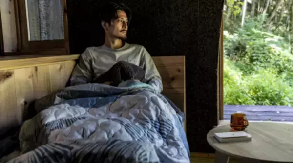 冬のアウトドアで活躍！電源不要で車中泊を寒さから守る「魔法瓶ブランケットLUGH」第4弾がMakuakeにて先行販売開始