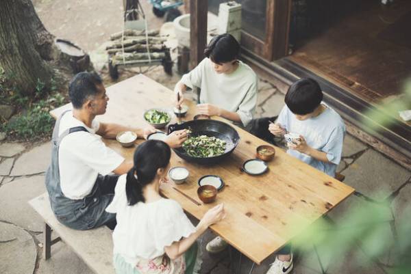 持続可能な暮らし究極の原理！これからの暮らし方を伝える、パーマカルチャーライフの入門書『地球再生型生活記』発売